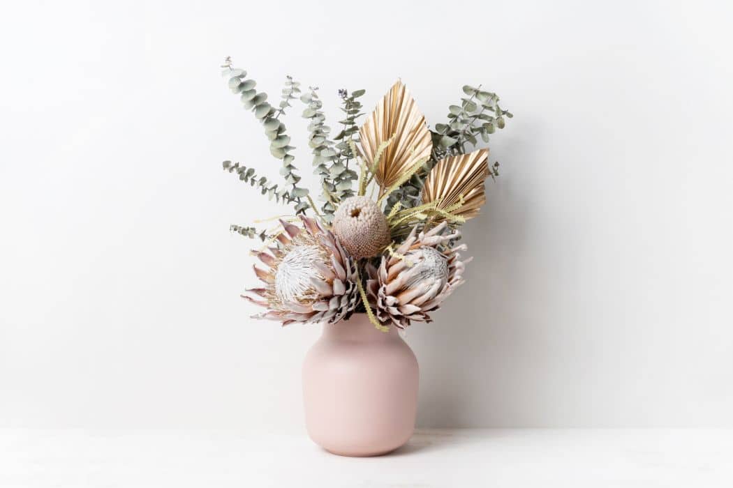 24 Creating Dried Flower Arrangements | DIY Guide The Flower Company